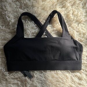 Vuori Daily Form Black Cross-Back Sports Bra
